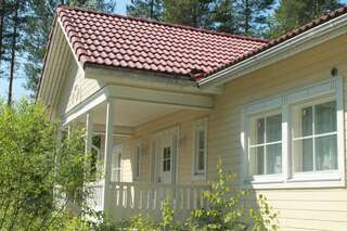 Дома для отпуска Коттедж в Финляндии, Enonkoski (желтый) Энонкоски Дом с 4 спальнями-1